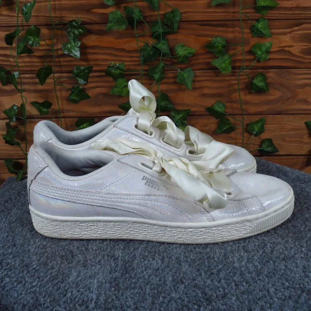 Puma Basket Heart Women Athletic Fashion Sneaker Size 9 White Iridescent Leather